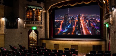 Stewart Filmscreen Director's Choice screen