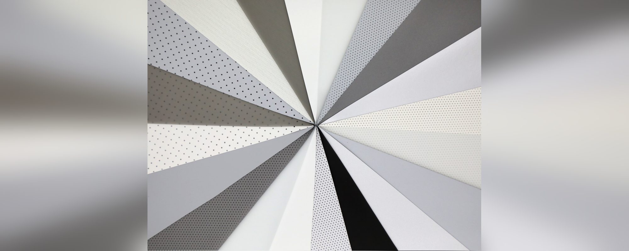 Stewart SnoMatte 100 matte white screen