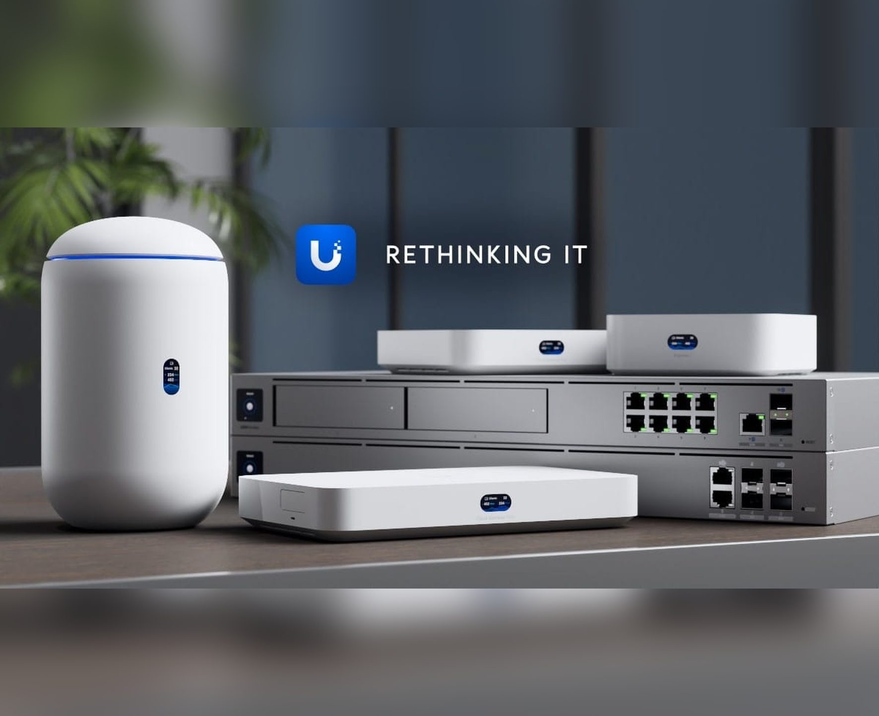 UniFi Cloud Gateway, switch and Wi-Fi 7 access point